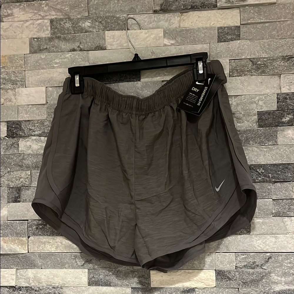 !!New Arrival!! Nike women's shorts